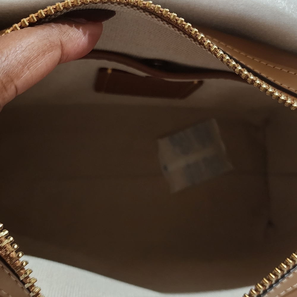 Tom WesselmanCoach Tan Satchel with Red Sequin Lip Design - Picture 6 of 9